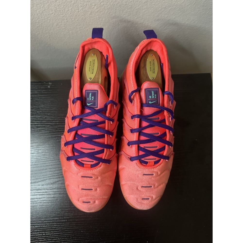 Nike Air VaporMax Plus Pink Purple Low Athletic Running Shoes Sneaker Women 8.5 - Picture 3 of 8
